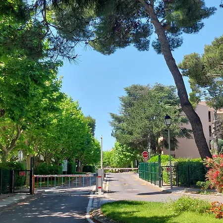 דירה Les Rivages De Coudouliere-10 By Interhome סיס-פור-לה-פלאז'